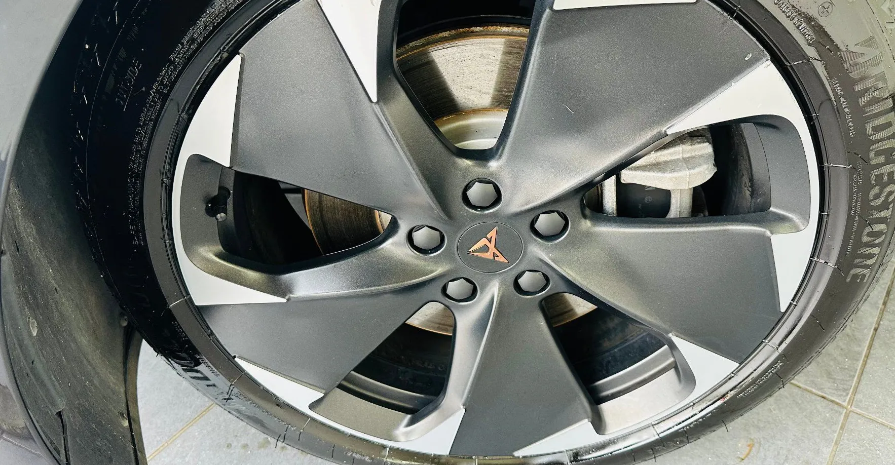 Zunanja slika - Cupra Born - Berline 230ch.170 kw.KAMERA.NAVI.LED.82 KW BATERIJ - 4
