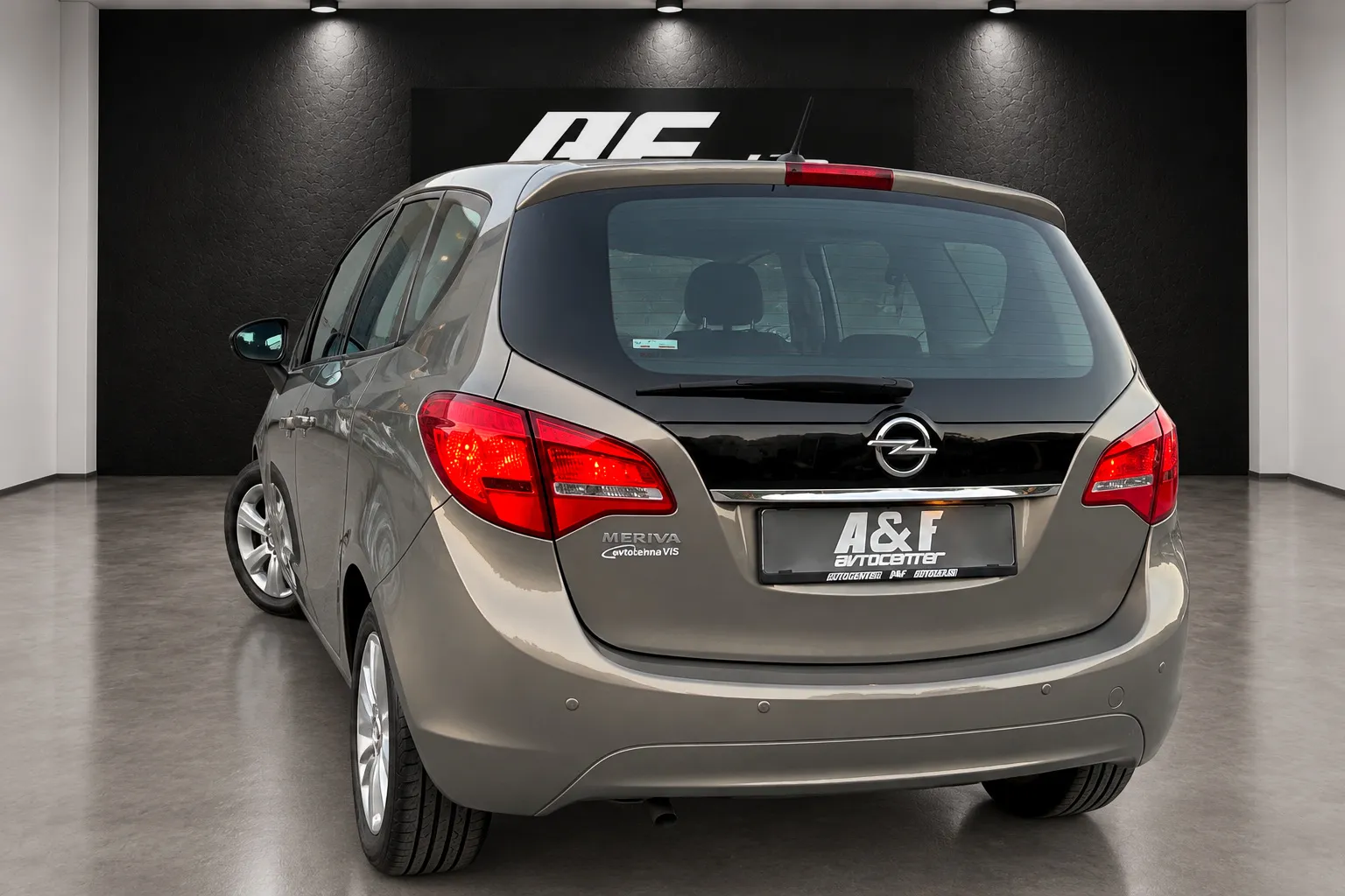 Notranja slika - Opel Meriva - 1.4-COSMO-124.000km-KREDIT BREZ POLOGA-ODLIČEN- - 7