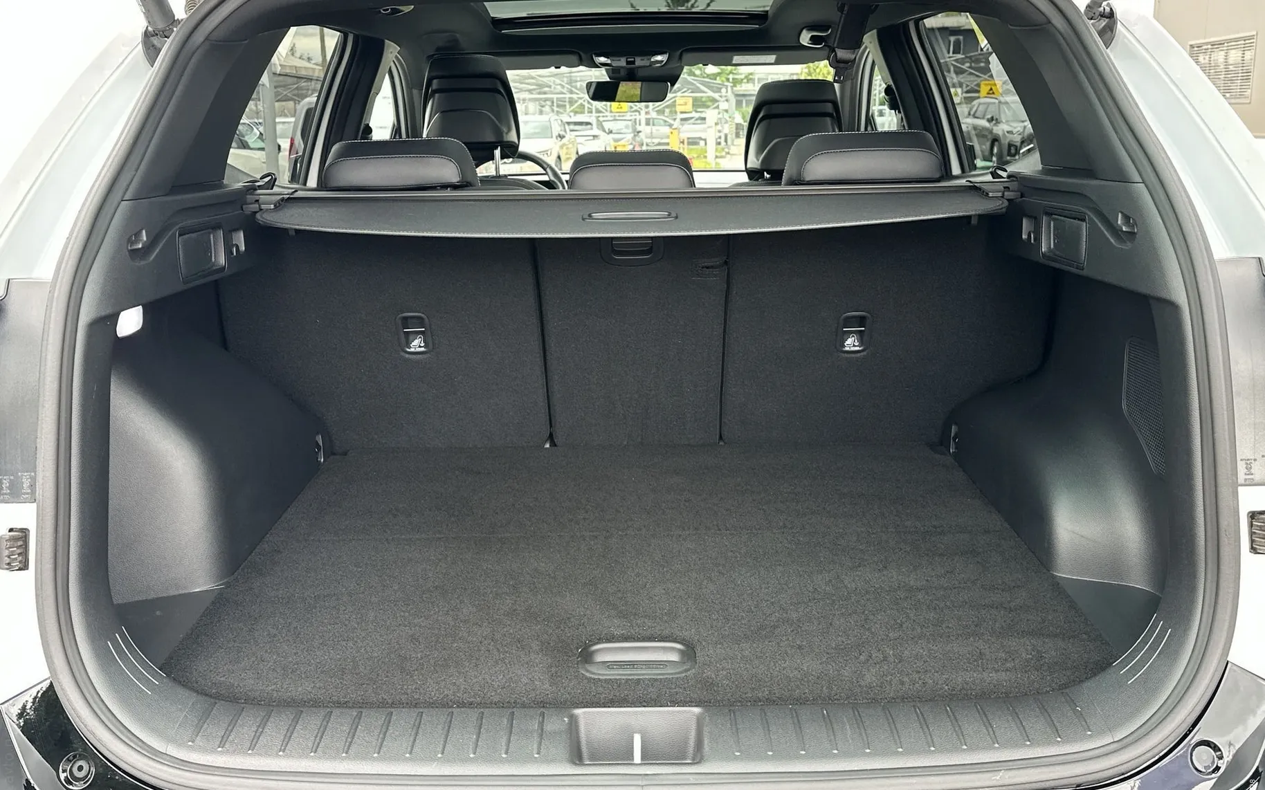 Notranja slika - KIA Sportage - AWD 1.6 T-GDI HEV GT-Line Avt - 12