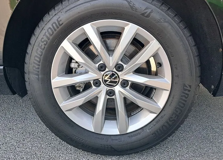 Zunanja slika - VW Passat - Variant .2.0 TDI Business 110kW-150KM DSG - 12