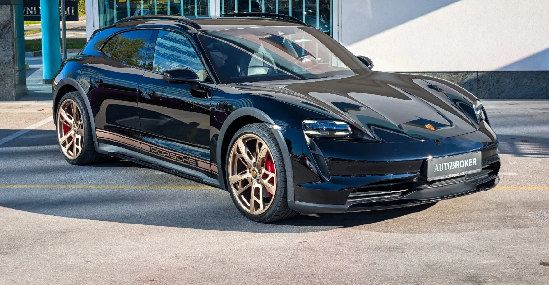 Zunanja slika - Porsche Taycan Cross Turismo - 4S Sport Chrono 360kamera PDLS+ Bose Panoram - 3