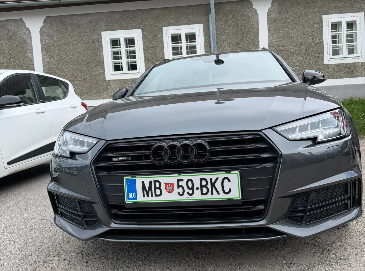 Zunanja slika - Audi A4 - Avant quattro 2,0 TDI Sport S tronic - 2