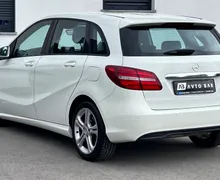 Notranja slika - Mercedes-Benz B-Razred - 200d+NAVI+ACC+F1+ALU+PDC - 8 - Predogledna slika