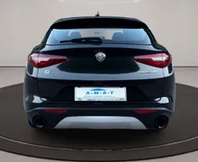 Zunanja slika - Alfa Romeo Stelvio - Q4 2.2 Diesel 190 Avt. 1 letna garancija 1 lastnik - 4 - Predogledna slika
