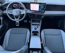 Notranja slika - Volkswagen Tiguan - 1.5 eTSI BMT Goal DSG-ACC-IQ Light-360 kamera..... - 10 - Predogledna slika