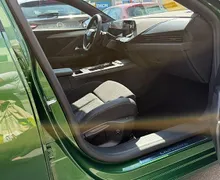 Zunanja slika - Opel Astra - Sports Tourer 1.2 Turbo Ultimate Avt. - 7 - Predogledna slika