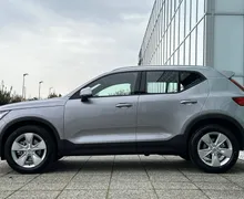 Notranja slika - Volvo XC40 - B3 P Core AT DCT 3 leta garancije + 3 servisi... - 8 - Predogledna slika