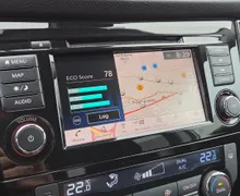 Zunanja slika - Nissan Qashqai - 1.3 DIG-T 140 Tekna 1.LASTNIK SLO.POREKLO - 18 - Predogledna slika