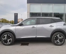 Zunanja slika - Peugeot 2008 - ALLURE PureTech 100-KAMERA 360-MRTVI KOT - 5 - Predogledna slika