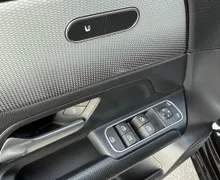 Notranja slika - Mercedes-Benz B-Razred - 180 d SPORT AVT.-F1 KAMERA-USNJE-ALU 19 - 11 - Predogledna slika