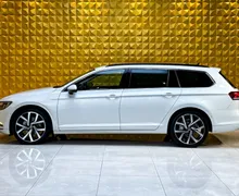 Zunanja slika - Volkswagen Passat Variant - 2.0 TDI AUT.-PERLA-KLJUKA-MASAZA-GRETJE-RADAR... - 6 - Predogledna slika