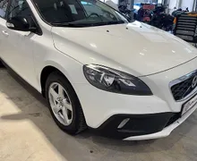 Zunanja slika - Volvo V40 Cross Country - D2 Momentum - PDC - ALU - 3 - Predogledna slika