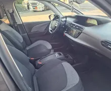 Notranja slika - Citroën C4 SpaceTourer - 1.5D AVTOMATIK - 11 - Predogledna slika