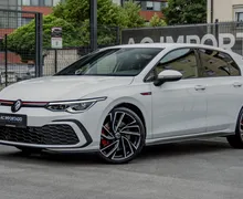 Zunanja slika - Volkswagen Golf - 2.0 TSI GTI-LED-ACC-H-K-HLAJ-MEM-KAM-19C - 2 - Predogledna slika