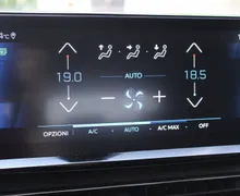 Zunanja slika - Peugeot 3008 - 1.5 BlueHDI 130 AllurePack Avt.-ALU-PDC-LED-KAMERA - 16 - Predogledna slika