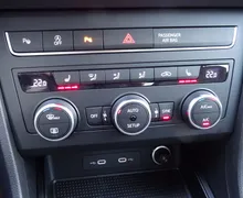 Zunanja slika - Seat Ateca - 1.5 TSI 150KM STYLE EDITION -VLEČNA KLJUKA -KAMERA - 13 - Predogledna slika