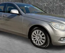 Zunanja slika - Mercedes-Benz C-Razred - 220CDI Elegance AVT. SLO 1.LASTNIK XENON PDC ALU - 6 - Predogledna slika
