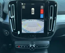 Notranja slika - Volvo XC40 - B3 P Core AT DCT 3 leta garancije + 3 servisi... - 17 - Predogledna slika