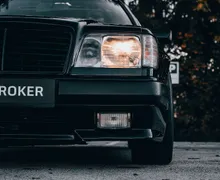 Zunanja slika - Mercedes-Benz E-Razred - CE300 AMG Usnje Starodobnik Strešno okno Klima - 17 - Predogledna slika