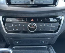 Notranja slika - SsangYong Rexton - 2.2 XDi Limited 4WD AT - 19 - Predogledna slika
