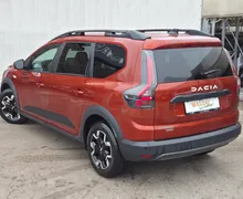 Zunanja slika - Dacia Jogger - Extreme Hybrid 155+7 sedežev+Zimske gume - 9 - Predogledna slika