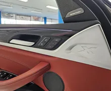 Notranja slika - BMW serija X4: - M COMPETITION|ACC|HUD|Kamera|HarmanKardon|Kljuka - 9 - Predogledna slika