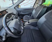 Zunanja slika - Renault Scénic - Grand Scenic dCi 130 BOSE 7 SEDEŽEV-NAVI-KAMERA-ALU PLATIŠČA - 12 - Predogledna slika