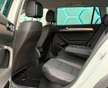 Notranja slika - Volkswagen Passat Alltrack - 2.0 TDI•DSG•4X4•IQ LED•VIRTUAL•ACC•KAMERA•KLJUKA• - 10 - Predogledna slika