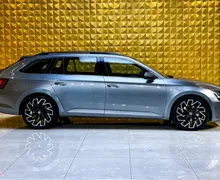 Notranja slika - Škoda Superb - 2.0 TDI 4X4 AUT.-PANO-GRETJE-NAVI-RADAR TEMP - 12 - Predogledna slika