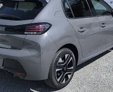 Zunanja slika - Peugeot 208 - ALLURE PureTech 100 + BON ZA ZIMSKE GUME 300€ - 7 - Predogledna slika