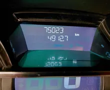 Notranja slika - Renault Clio - Grandtour 1.2 16V SAMO 75000 KM-ODLIČEN - 10 - Predogledna slika