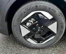 Zunanja slika - KIA EV3 - 58.3 kWh baterija. 150 kW  204 KM  Star - 6 - Predogledna slika