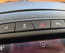 Zunanja slika - Opel Insignia - 2.0 CDTI OPC LINE- SLO-KAM - MRTVI KOT - GL. SERV - 17 - Predogledna slika