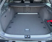 Notranja slika - Škoda Superb - Combi 1.5 TSI mHEV Sportline DSG - 12 - Predogledna slika