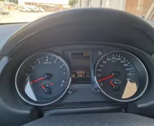 Notranja slika - Nissan Qashqai - 1.6 16V SAMO 98.000km 2.LASTNIK - 9 - Predogledna slika