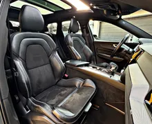 Notranja slika - Volvo XC60 - D4 AWD R-Design Avt.-PANO-VIRTUAL-19ALU-KOT NOV... - 12 - Predogledna slika