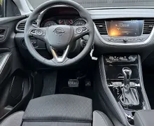 Zunanja slika - Opel Grandland X - 1.5 DIESEL 96KW ENJOY AUTO-KAMERA-PDC-ALU-ODLIČEN - 8 - Predogledna slika