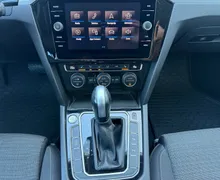 Notranja slika - Volkswagen Passat - 2.0 TDI BMT SCR Business avt.-Panorama-LED-Kamera - 9 - Predogledna slika