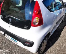 Zunanja slika - Peugeot 107 - 1.0 -95.000 KM-KLIMATSKA NAPRAVA-SERVO-TOP - 4 - Predogledna slika