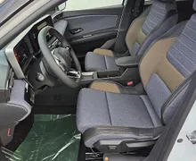 Zunanja slika - Renault 5 E-tech - Techno EV40 + Paket Zima+Udobje+Vožnja+Parkiranje - 8 - Predogledna slika