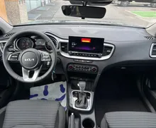 Zunanja slika - KIA XCeed - 1.6 T-GDi LX SMART ISG.7DCT 110 kW - 9 - Predogledna slika