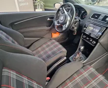 Notranja slika - Volkswagen Polo - 1.8 GTI DSG NA KREDIT BREZ GA - 10 - Predogledna slika