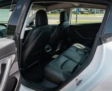 Notranja slika - Tesla Model 3 - Standard Range Plus - 7 - Predogledna slika