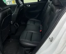 Zunanja slika - Volvo XC40 - T3 Momentum Avt. ACC. LED. NAVI. VZR. KAM. - 8 - Predogledna slika