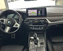 Zunanja slika - BMW Serija 5 - 520d Avt.M Sport.NEMŠKI+4ALU.KAMERA.PANORAMA.USNJE - 8 - Predogledna slika