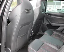 Zunanja slika - Škoda Octavia - Combi 2.0TDI RS DSG HEAD UP CANTON DCC KAM PANO - 12 - Predogledna slika