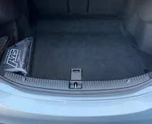 Notranja slika - Mercedes-Benz C-Razred - C 220 d AMG Line-Airmatic-DistronicPlus-Mrtvi kot - 12 - Predogledna slika