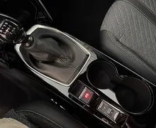 Zunanja slika - Peugeot 2008 - ALLURE PureTech 100 - BON ZA ZIMSKE PNEVMATIKE - 9 - Predogledna slika