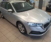 Zunanja slika - Škoda Octavia - Combi 2.0 TDI DSG-VIRTUAL-FULL LED-VELIKA NAVI-ACC - 6 - Predogledna slika