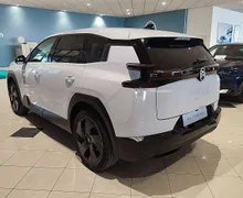 Zunanja slika - Citroën C5 Aircross - PLUS Hibrid 145 avtomatik  + masažni sedeži - 4 - Predogledna slika